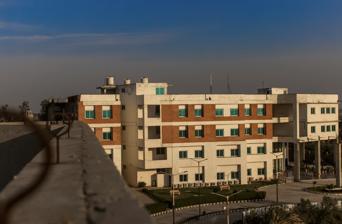 AGET Business School Bahadurgarh College Campus photo 10